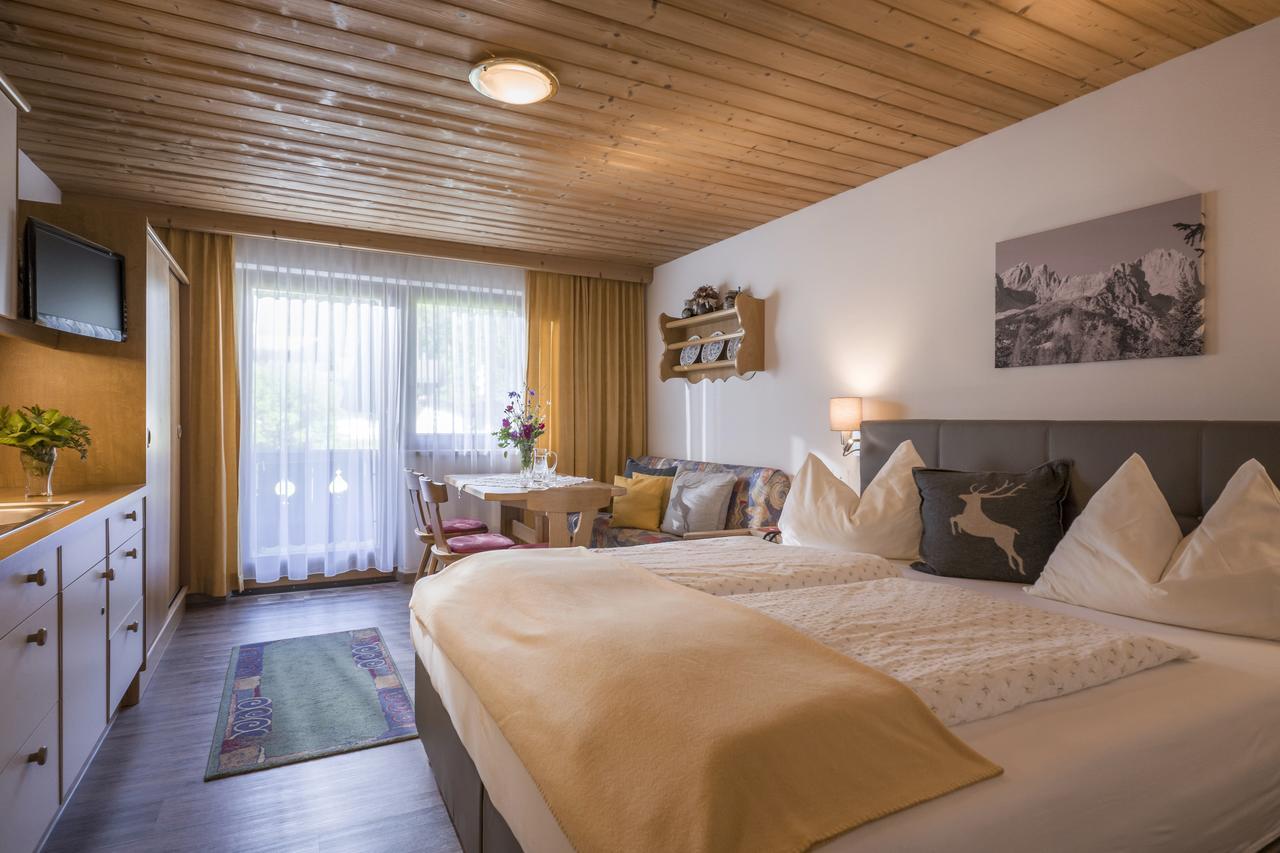 Otto Steiner Appartements Pension Ellmau & Wilder Kaiser Bagian luar foto
